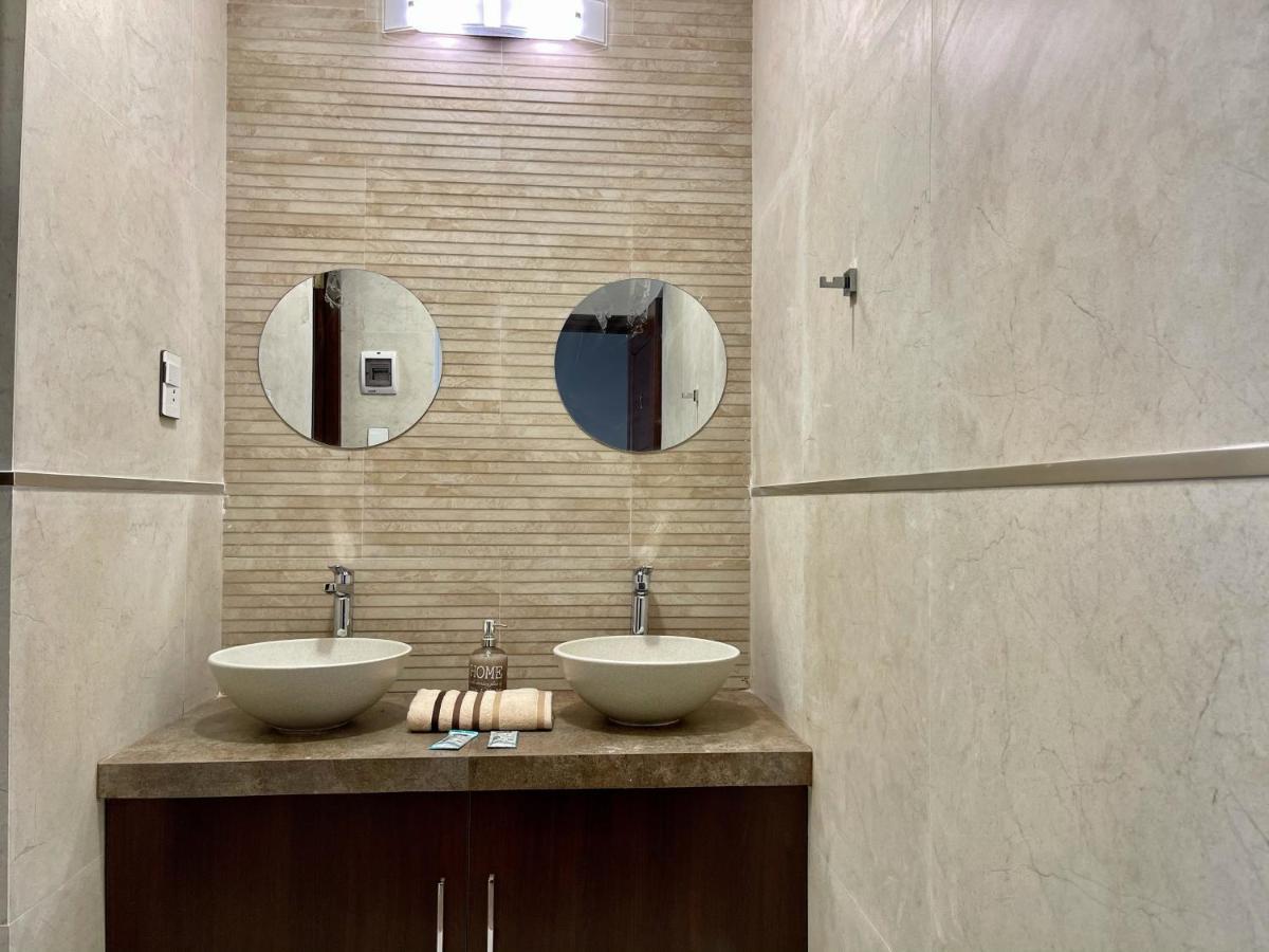City Center 3-Rooms Apartment Downtown 苏克雷 外观 照片